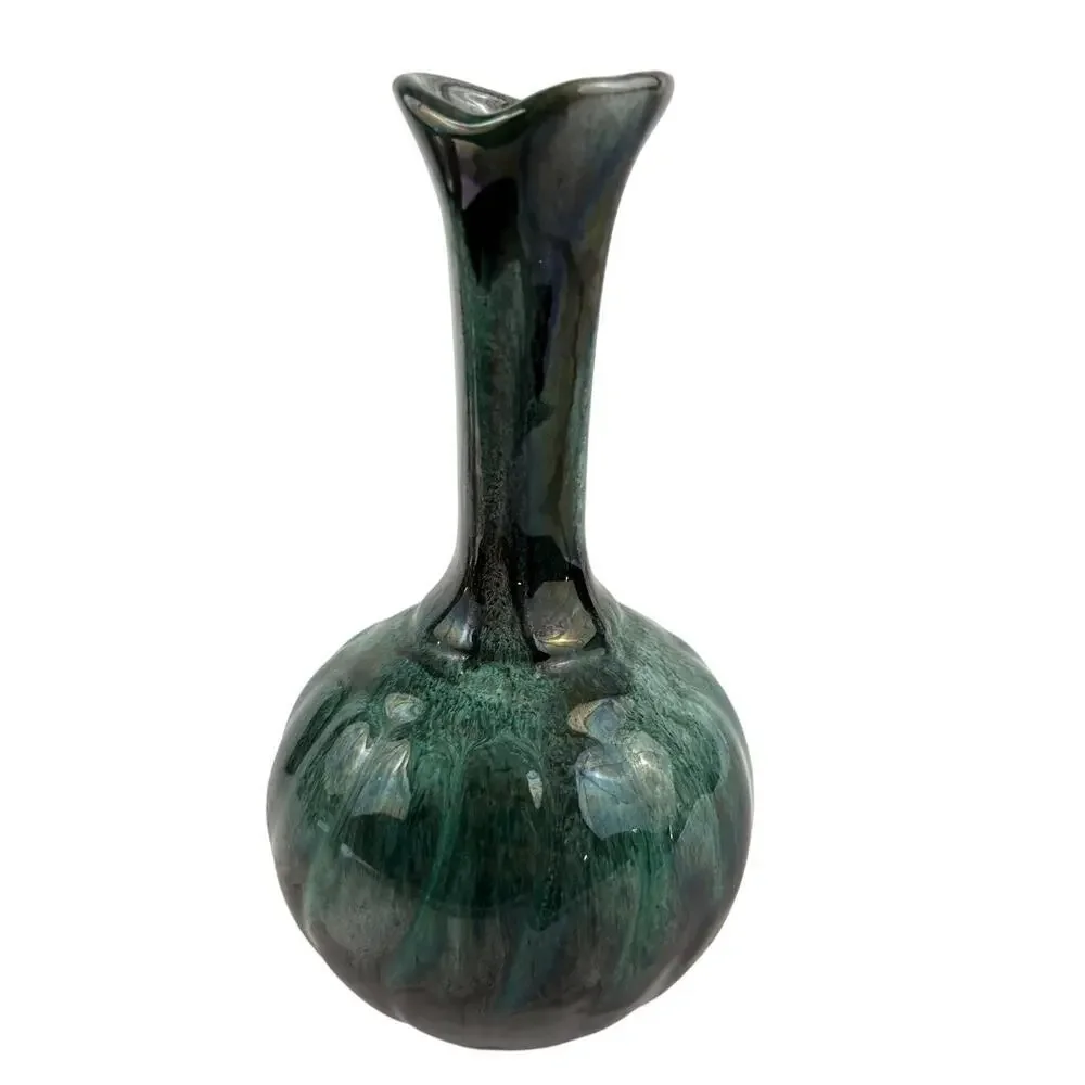 Vintage Blue Mountain Glazed Pottery Bud Table Vase 8